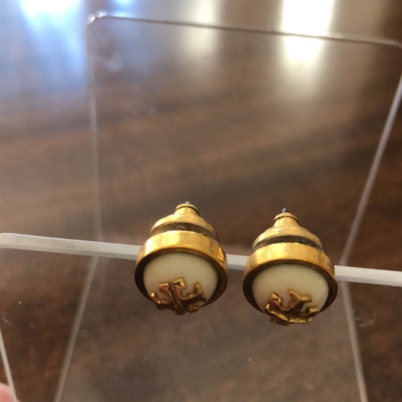 Authentic Tory Burch Double T gold tone and white earrings - Picture 15 of 16